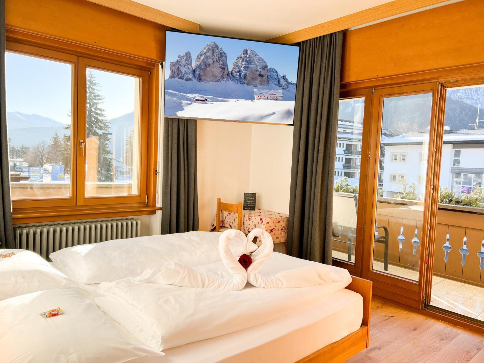 Guesthouse Rosengarten Toblach Exterior foto
