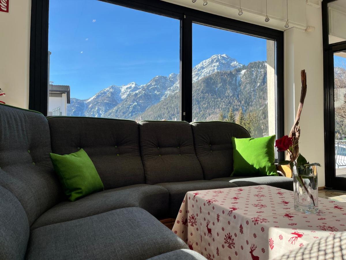 Guesthouse Rosengarten Toblach Exterior foto