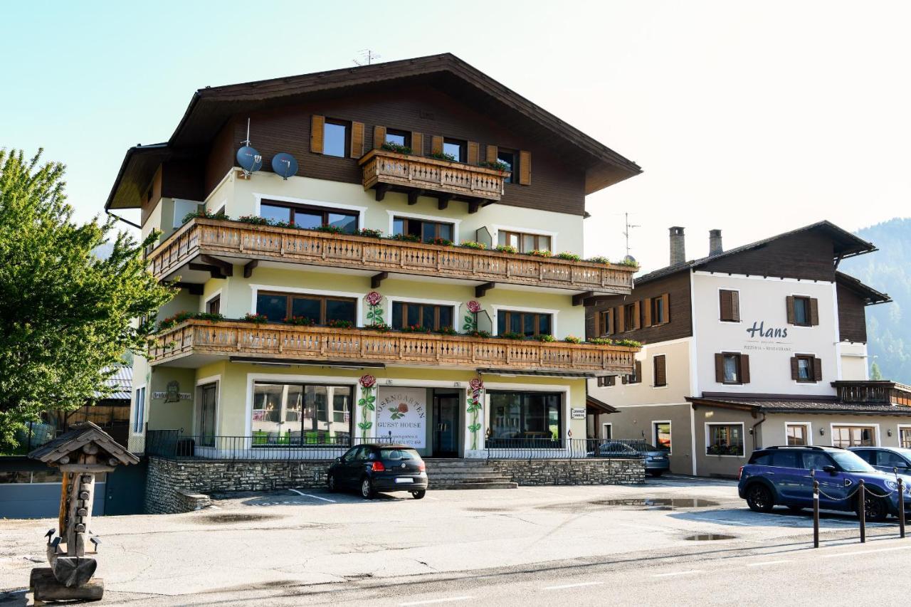 Guesthouse Rosengarten Toblach Exterior foto